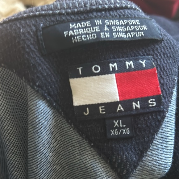 Tommy Hilfiger baggy sweater - Picture 2 of 2